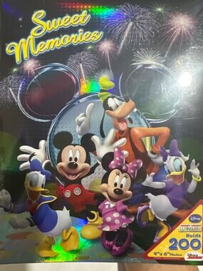 Sweet Memories, Disney, Mickey Mouse Club photo Album holds 200 4x6 photos. NWT